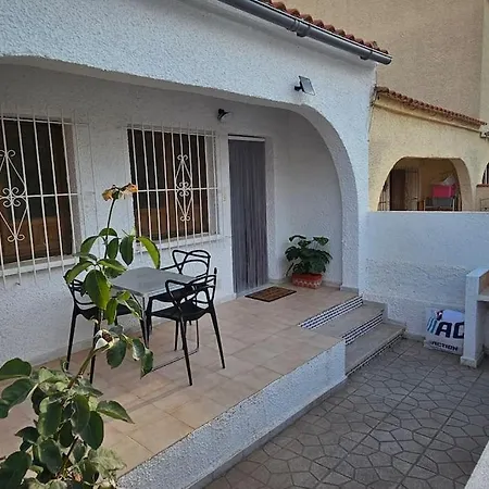 Casa Cleo - Urbanizacion La Marina Prázdninový dům *